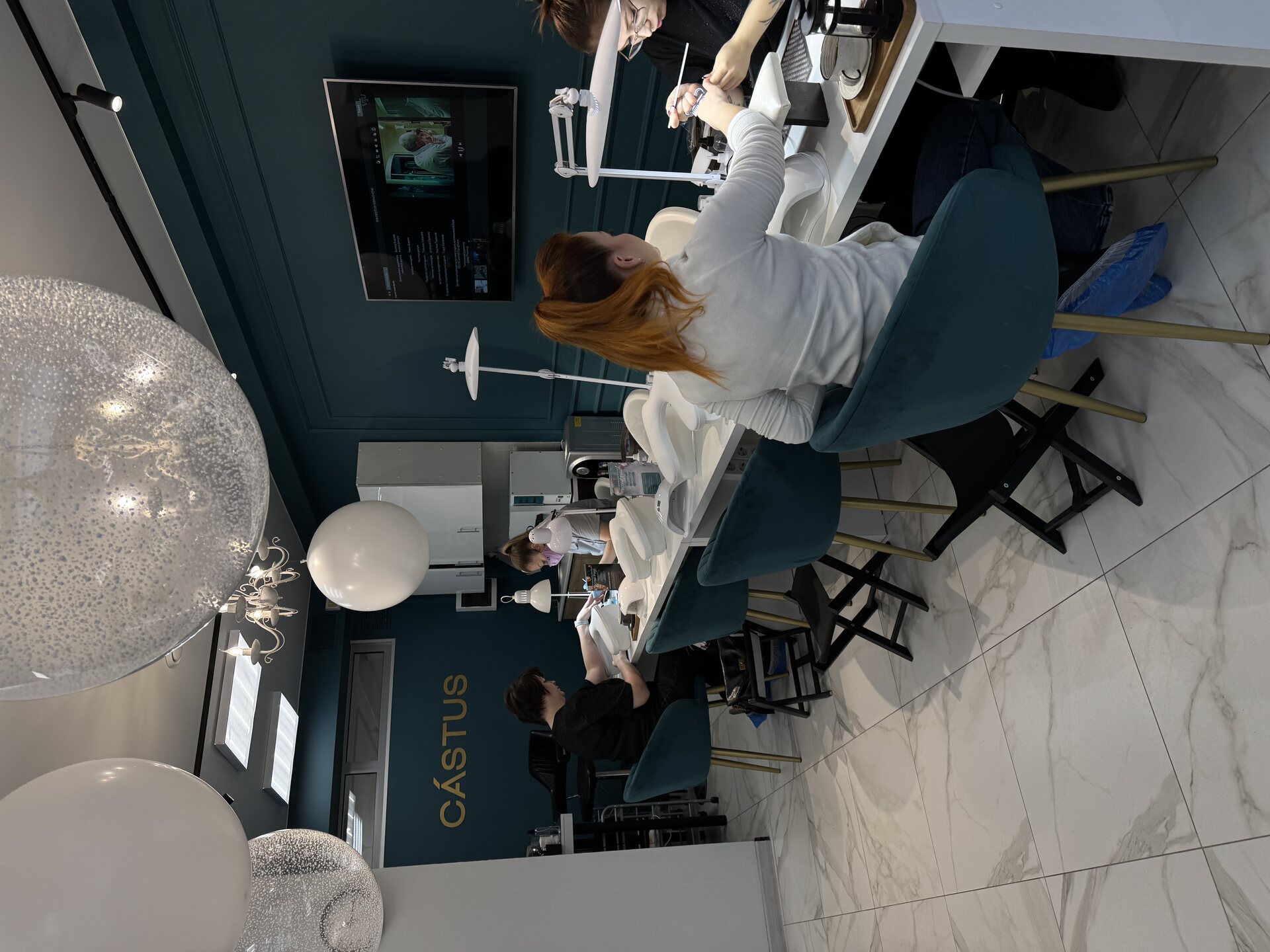 Castus Nails салон